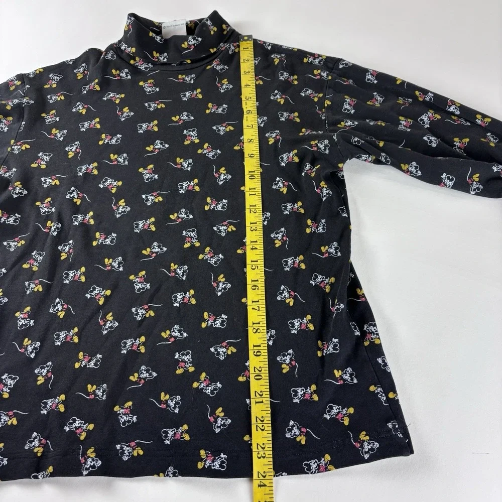 Vintage Disney Mickey & Co. Mickey Mouse All Over‎ Print Turtleneck Medium